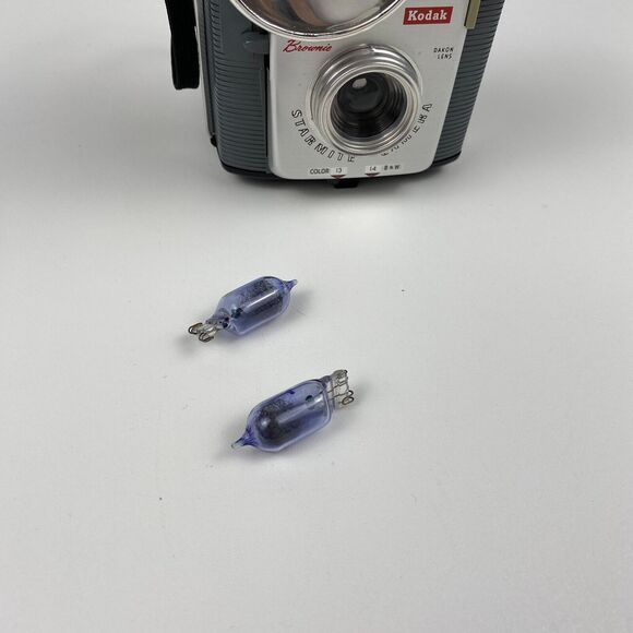 VTG Kodak Brownie STARMITE CAMERA 1960s Collectible Decor Gift UNTESTED AS-IS - Picture 7 of 13